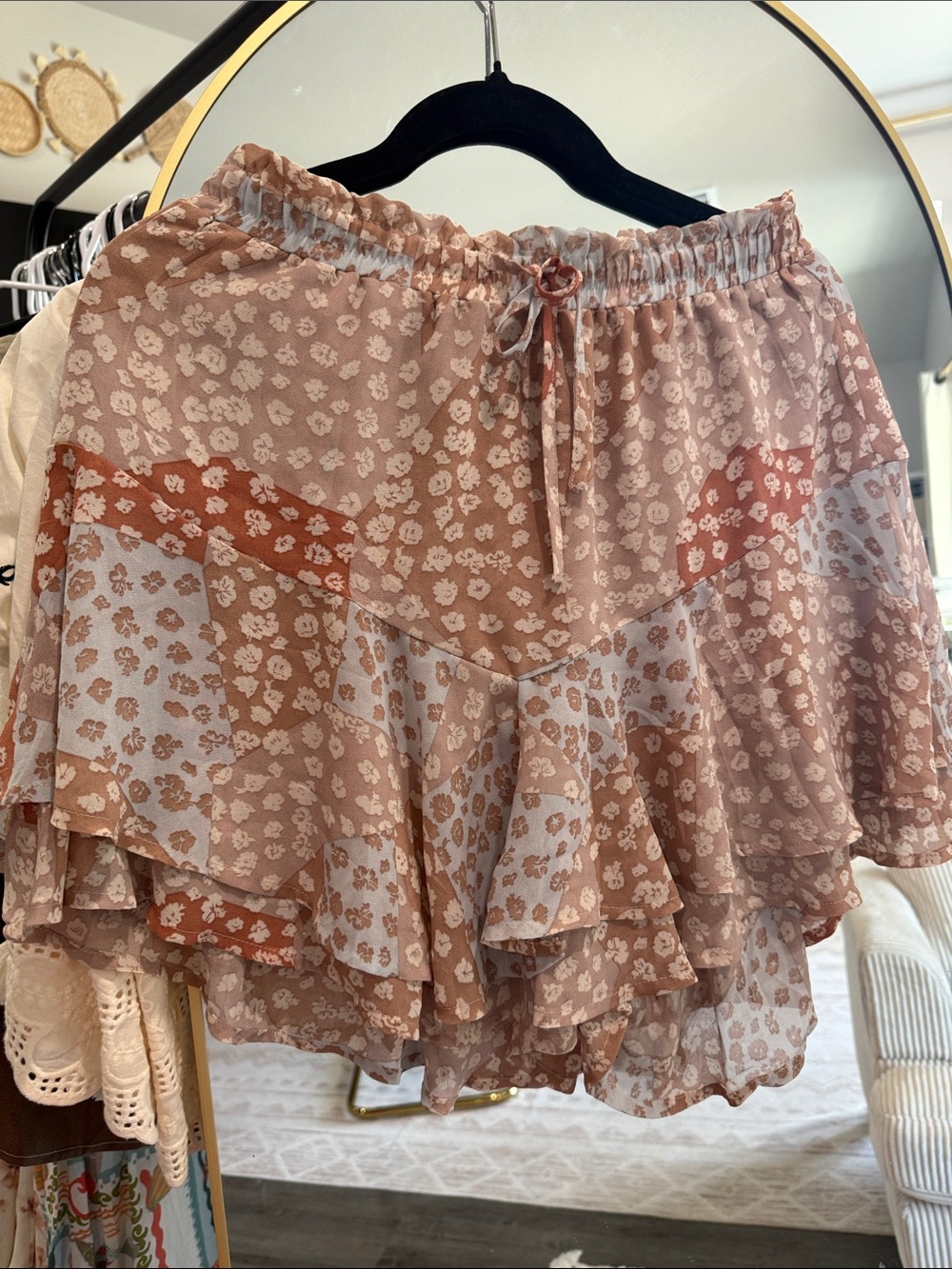 Women’s Tan Floral Ruffle Skort